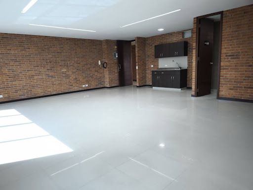 Oficina en arriendo Antioquia Medellín San Diego 64 m2 Habitaciones 0 Baños 1 Garajes 1 Precio $4640000