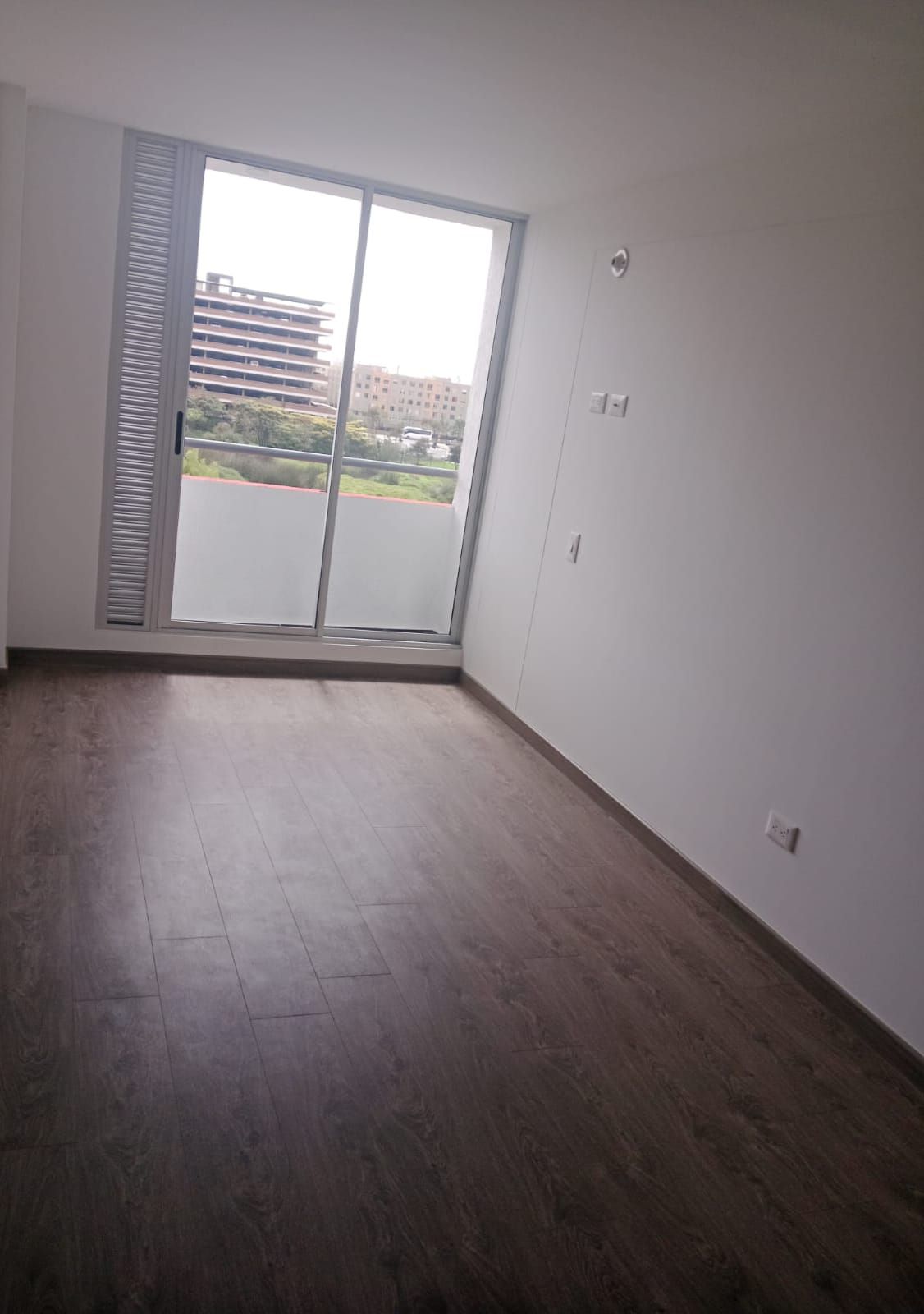 Apartamento en arriendo Cundinamarca Bogotá Ub Castilla 51 m2 Habitaciones 2 Baños 2 Garajes 1 Precio $2100000