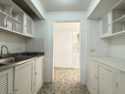 Oficina en arriendo Antioquia Medellín Suramericana 35 m2 Habitaciones 0 Baños 1 Garajes 0 Precio $1700000