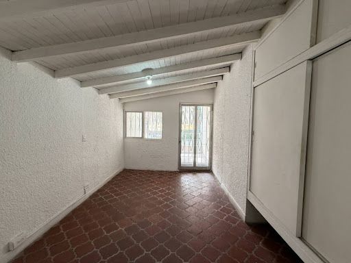 Oficina en arriendo Antioquia Medellín Suramericana 40 m2 Habitaciones 0 Baños 1 Garajes 0 Precio $1700000
