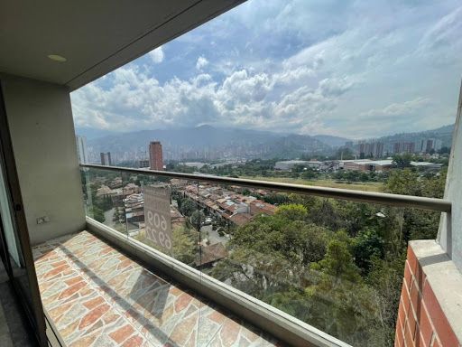 Apartamento en arriendo Antioquia Itagüí Ditaires 75 m2 Habitaciones 3 Baños 2 Garajes 1 Precio $2700000