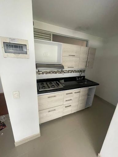 Apartamento en arriendo Antioquia Medellín Santa Rosa De Lima 57 m2 Habitaciones 3 Baños 2 Garajes 1 Precio $2000000