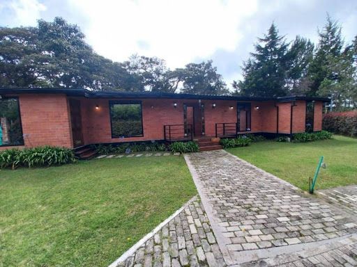 Finca en arriendo Cundinamarca Siberia Siberia 1500 m2 Habitaciones 2 Baños 2 Garajes 1 Precio $4500000