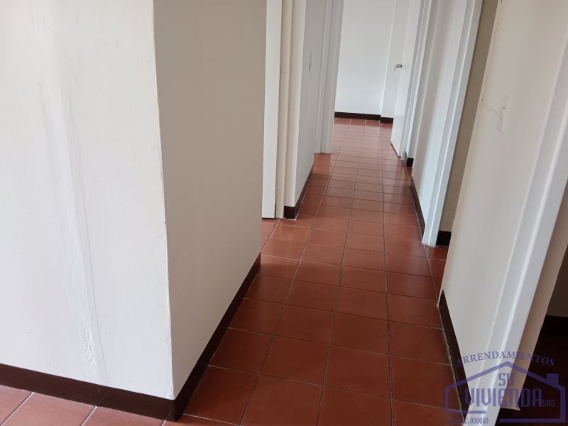 Apartamento en arriendo Antioquia Itagüí San Fernando 55 m2 Habitaciones 3 Baños 1 Garajes 0 Precio $1500000