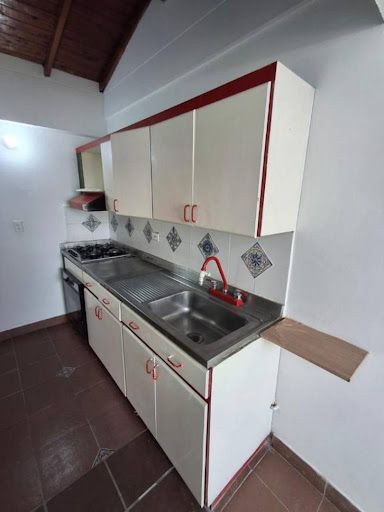 Apartamento en arriendo Antioquia Medellín Urbanizacion Cedros De La Colina 55 m2 Habitaciones 2 Baños 1 Garajes 1 Precio $2100000