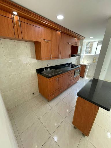 Apartamento en arriendo Antioquia Medellín Calasanz Parte Alta 80 m2 Habitaciones 3 Baños 2 Garajes 1 Precio $2850000