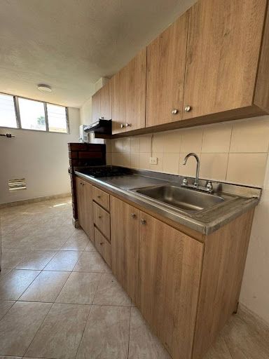 Apartamento en arriendo Antioquia Medellín Granada 60 m2 Habitaciones 2 Baños 2 Garajes 1 Precio $2300000