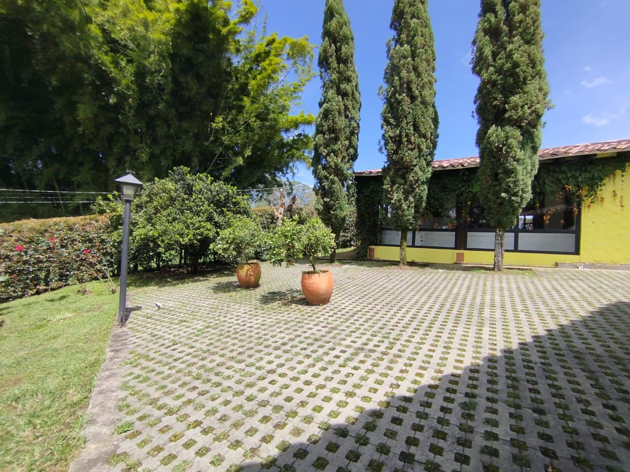 Finca en arriendo Antioquia Rionegro El Porvenir 100 m2 Habitaciones 2 Baños 2 Garajes 1 Precio $3200000