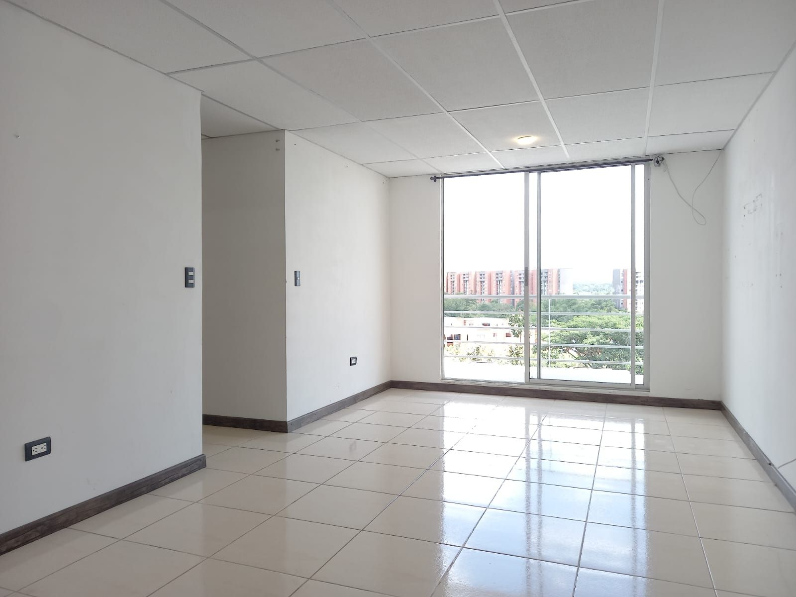 Apartamento en arriendo o venta Risaralda Pereira Jardin De Velez Y Velez 67 m2 Habitaciones 3 Baños 2 Garajes 1 Precio venta $248000000 Precio arriendo $1500000