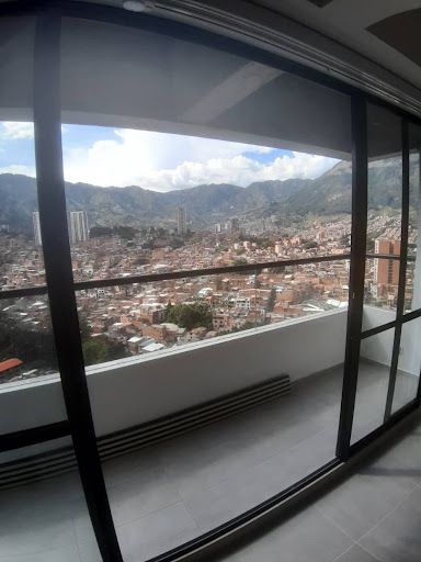 Apartamento en arriendo Antioquia Bello Andalucía 61 m2 Habitaciones 2 Baños 2 Garajes 1 Precio $2300000