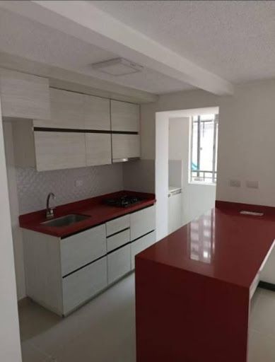 Apartamento en arriendo Antioquia Medellín San German 80 m2 Habitaciones 3 Baños 2 Garajes 1 Precio $3100000
