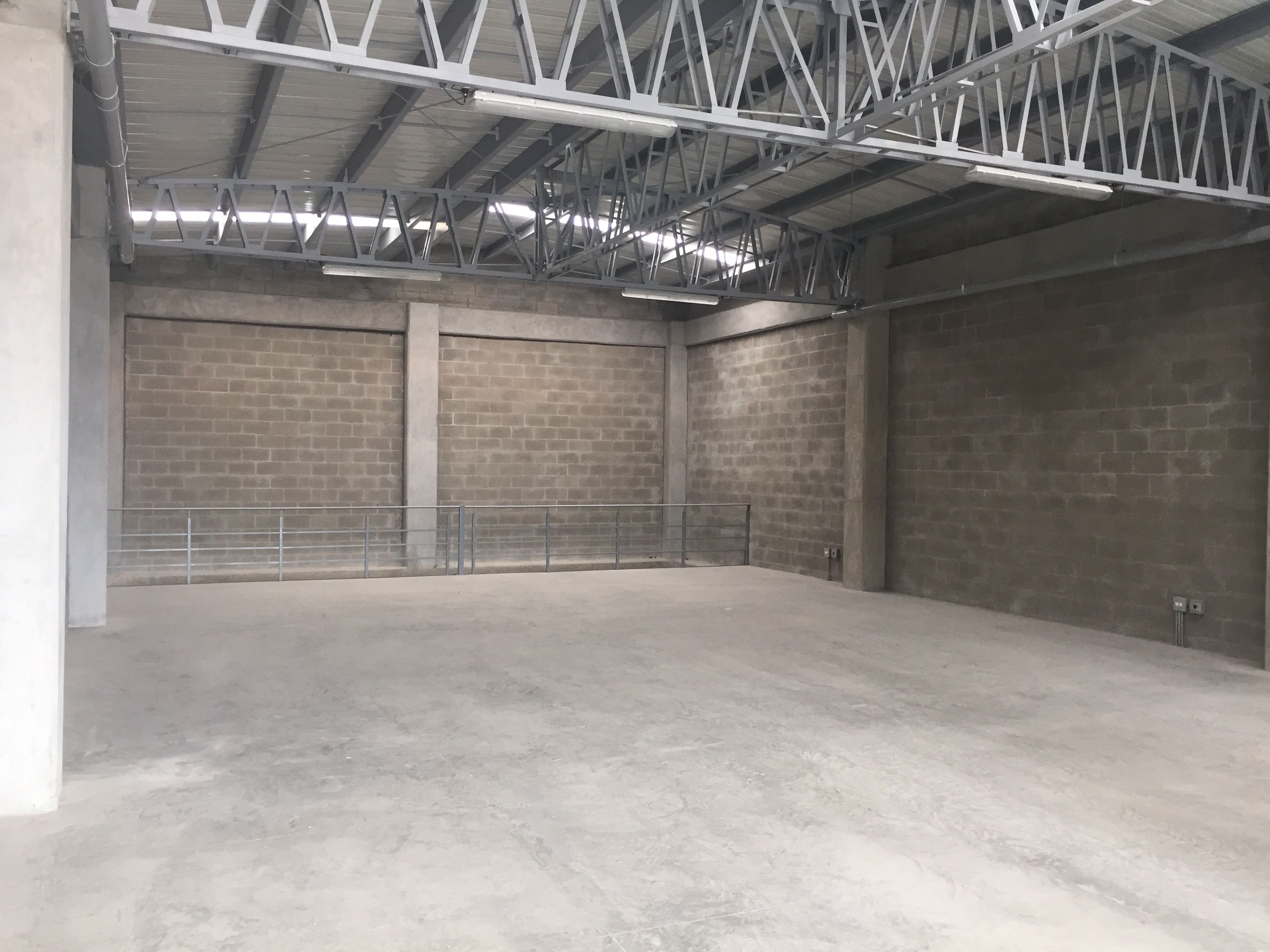 Bodega en arriendo Antioquia Itagüí Zona Rural 542 m2 Habitaciones 0 Baños 2 Garajes 4 Precio $17800000