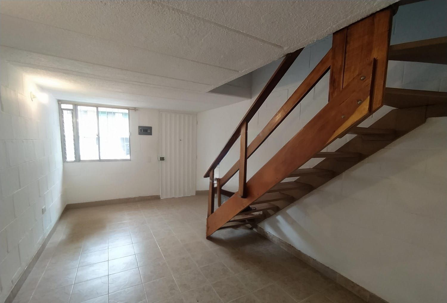Casa en arriendo Antioquia Itagüí Quintas De Sausalitos 140 m2 Habitaciones 3 Baños 3 Garajes 1 Precio $2800000