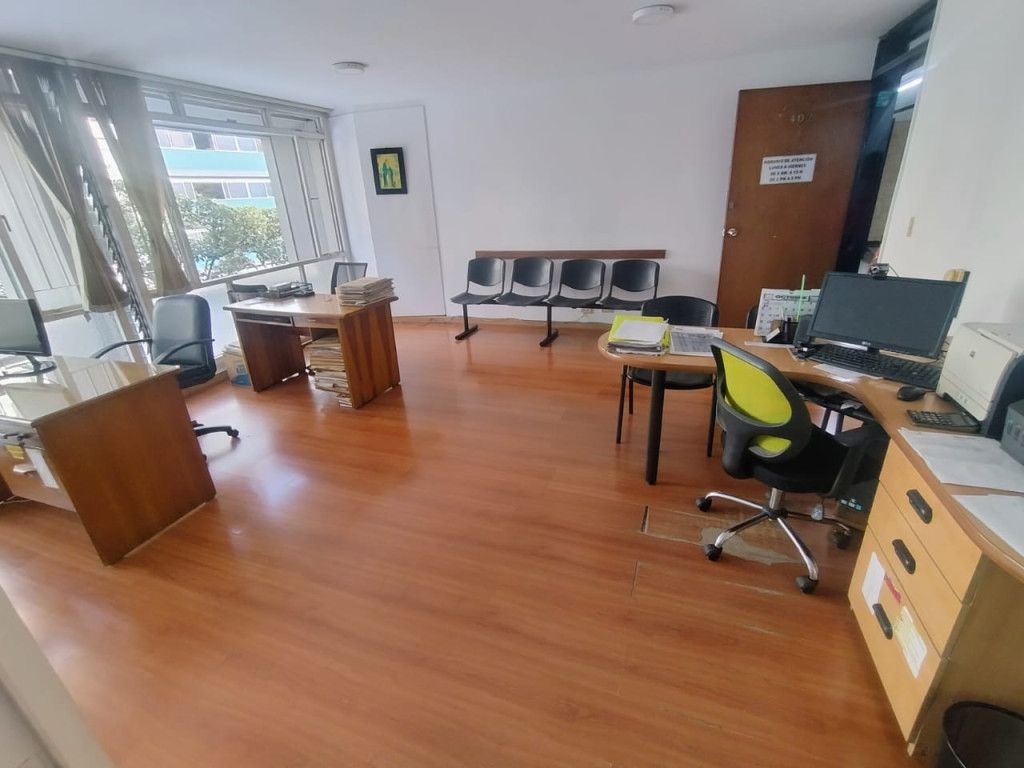 Oficina en arriendo Antioquia Medellín La Candelaria 42 m2 Habitaciones 0 Baños 1 Garajes 0 Precio $1850000