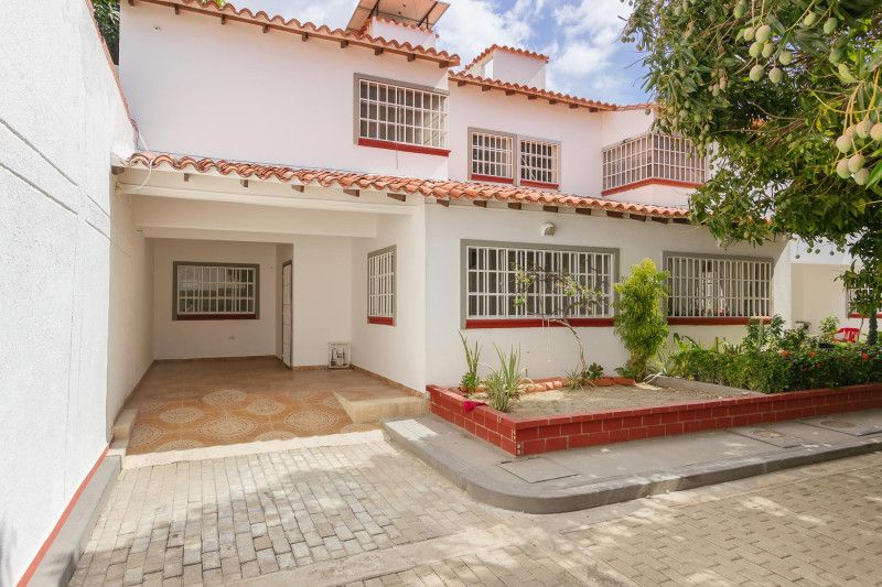 Casa en venta Magdalena Santa Marta Las Delicias 116 m2 Habitaciones 3 Baños 3 Garajes 1 Precio $385000000