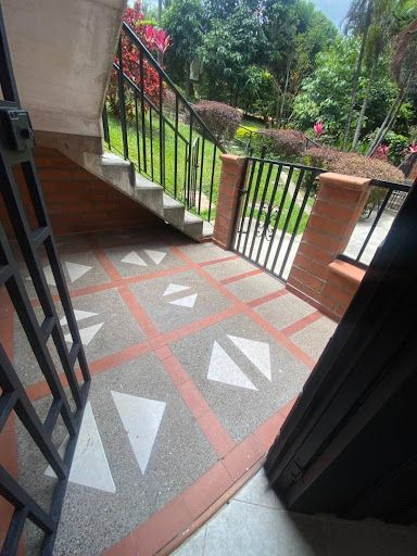 Casa en arriendo Antioquia Bello Andalucía 60 m2 Habitaciones 3 Baños 1 Garajes 1 Precio $1400000