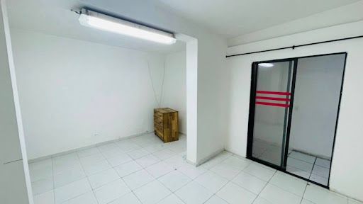 Bodega en arriendo Antioquia Medellín San Bernardo 180 m2 Habitaciones 0 Baños 2 Garajes 0 Precio $5250000