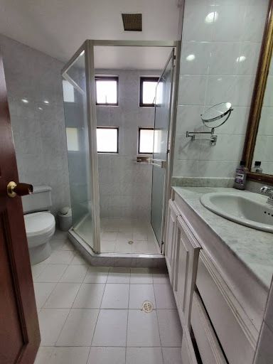 Apartamento en arriendo Antioquia Medellín Asomadera No2 240 m2 Habitaciones 3 Baños 4 Garajes 2 Precio $6000000