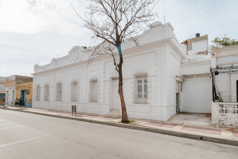 Casa en arriendo Magdalena Santa Marta Los Troncos 943 m2 Habitaciones 25 Baños 7 Garajes 2 Precio $25000000