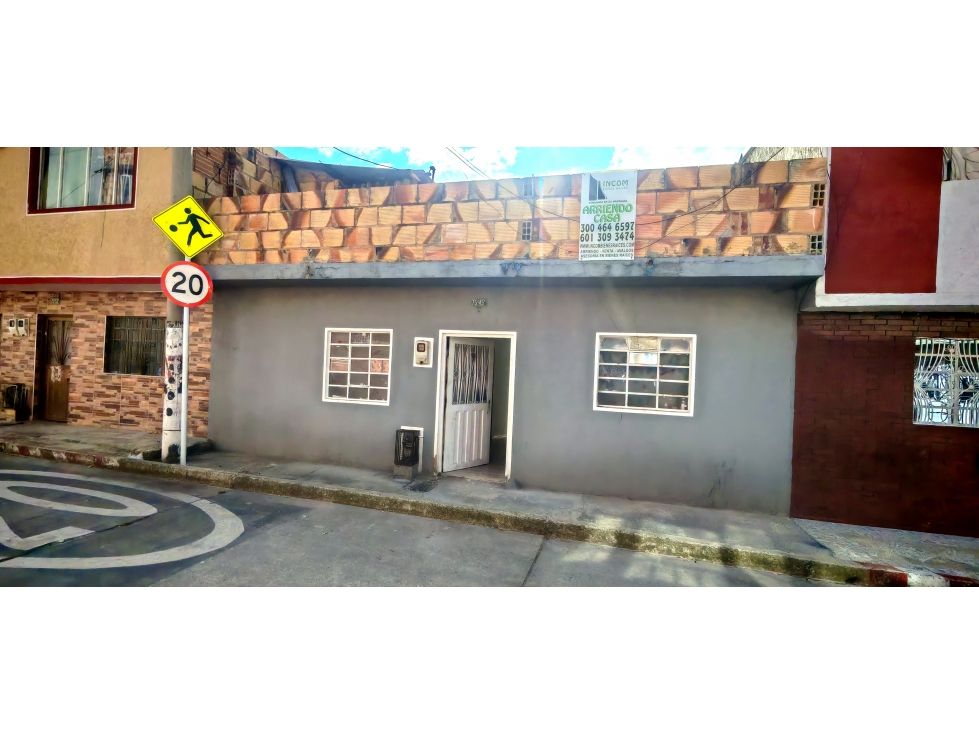 Casa en arriendo Cundinamarca Bogotá Santa Librada Norte 128 m2 Habitaciones 3 Baños 1 Garajes 0 Precio $1100000