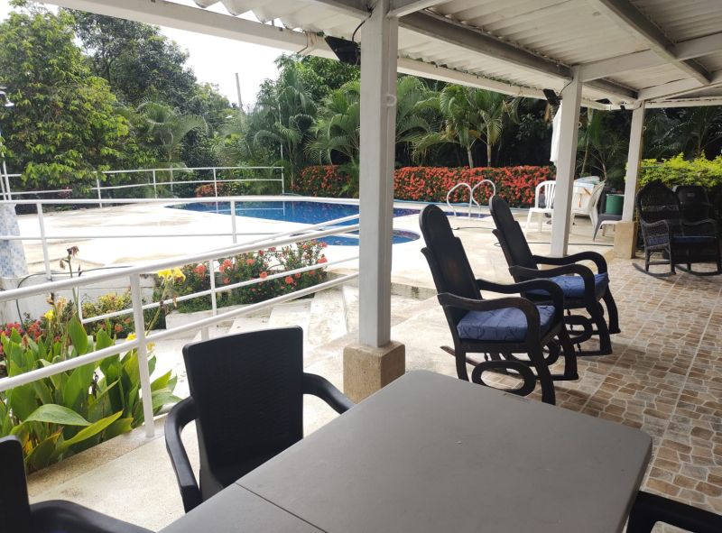 Casa en venta Magdalena Santa Marta Bonda 288 m2 Habitaciones 3 Baños 3 Garajes 2 Precio $750000000
