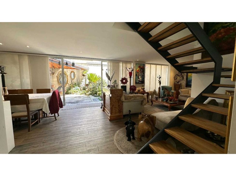 Casa en venta Antioquia Rionegro El Porvenir 300 m2 Habitaciones 4 Baños 4 Garajes 2 Precio $1400000000