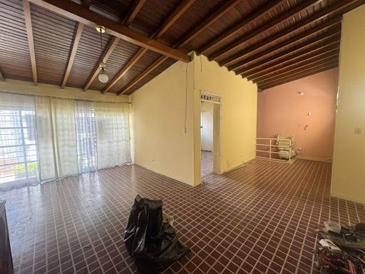 Oficina en arriendo Antioquia Medellín San Joaquin 160 m2 Habitaciones 0 Baños 2 Garajes 0 Precio $3450000
