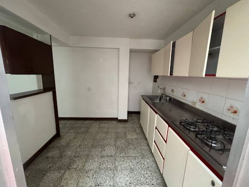 Casa en arriendo Antioquia Medellín Simon Bolivar 140 m2 Habitaciones 3 Baños 2 Garajes 1 Precio $2600000