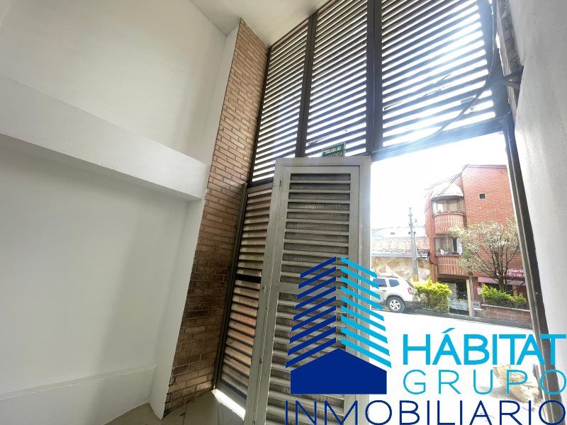 Local en arriendo Antioquia Medellín Cristobal 120 m2 Habitaciones 0 Baños 1 Garajes 0 Precio $5000000