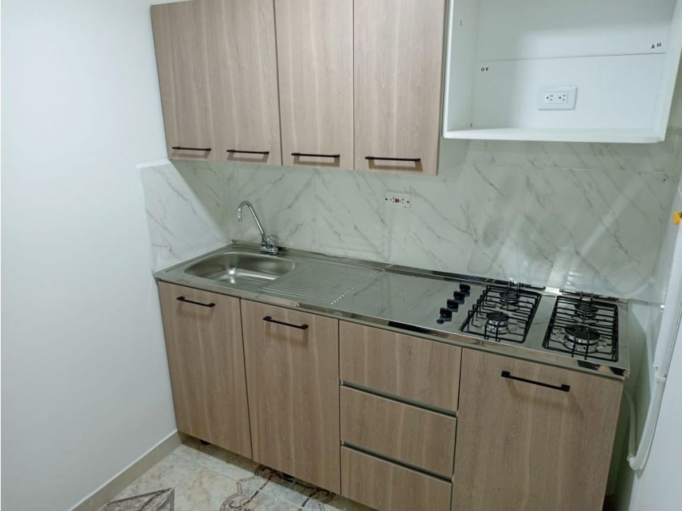 Apartaestudio en arriendo Antioquia Medellín Pajarito 40 m2 Habitaciones 0 Baños 1 Garajes 0 Precio $900000