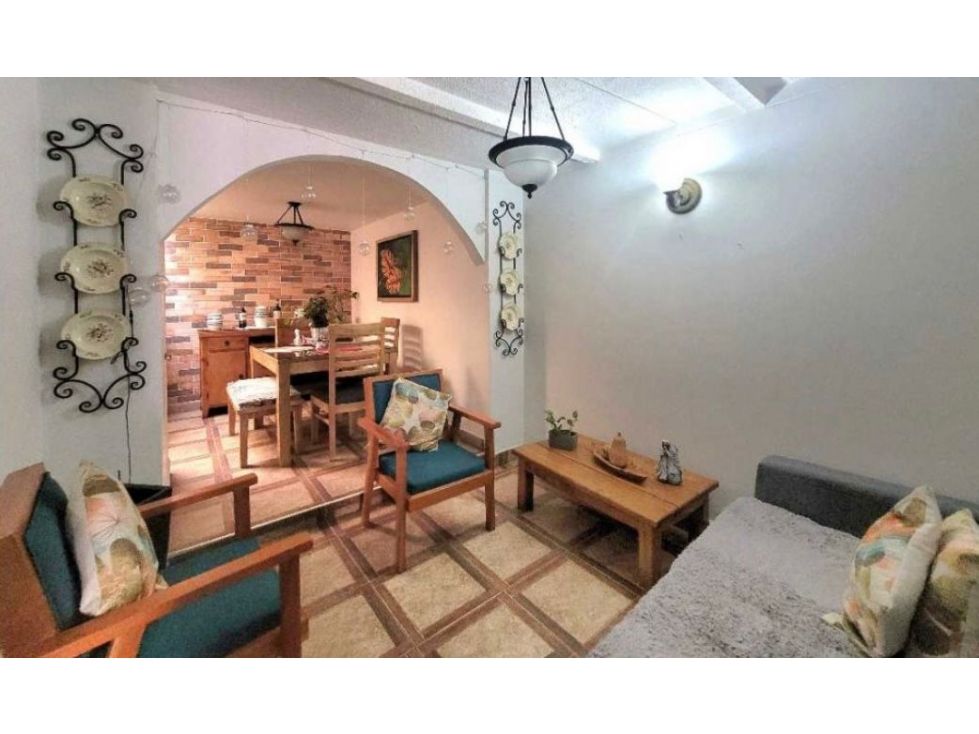 Casa en venta Antioquia Envigado El Embrujo 158 m2 Habitaciones 5 Baños 3 Garajes 1 Precio $650000000