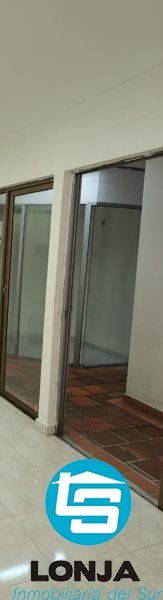 Local en arriendo o venta Antioquia Itagüí Centro 10 m2 Habitaciones 0 Baños 0 Garajes 0 Precio venta $280000000 Precio arriendo $900000