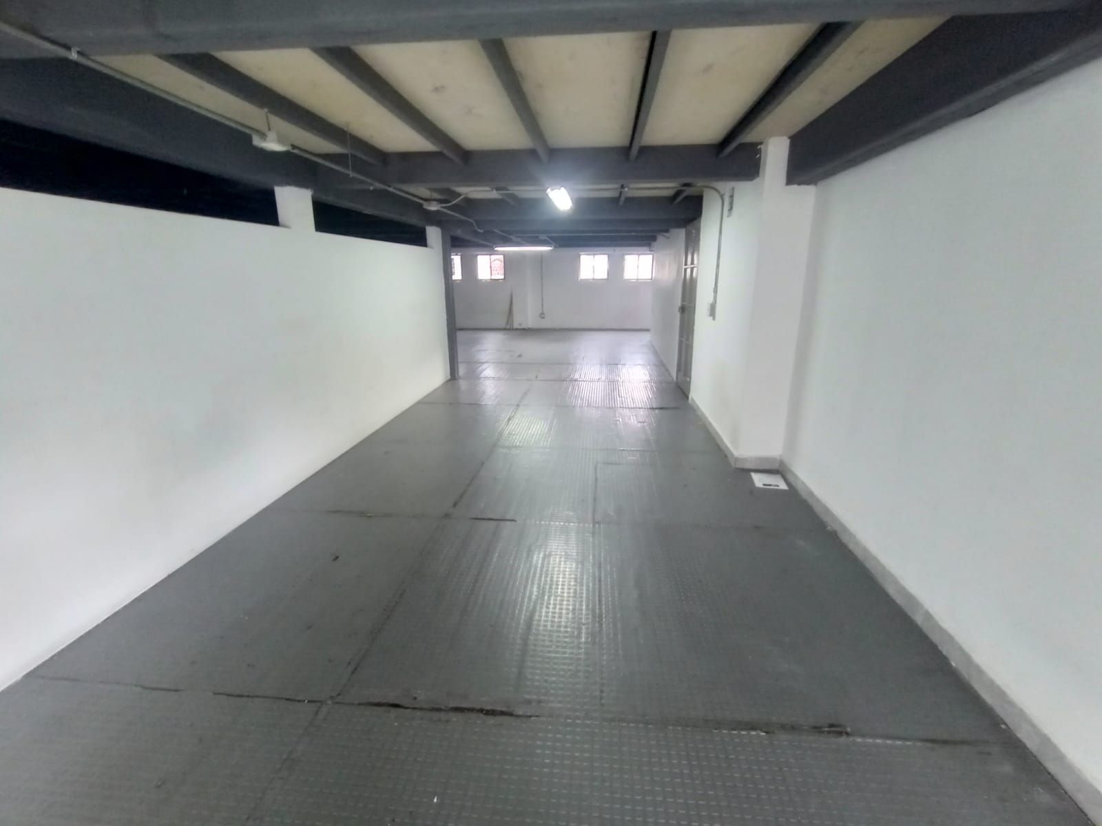 Bodega en arriendo Antioquia Medellín Trinidad 270 m2 Habitaciones 0 Baños 1 Garajes 0 Precio $6700000