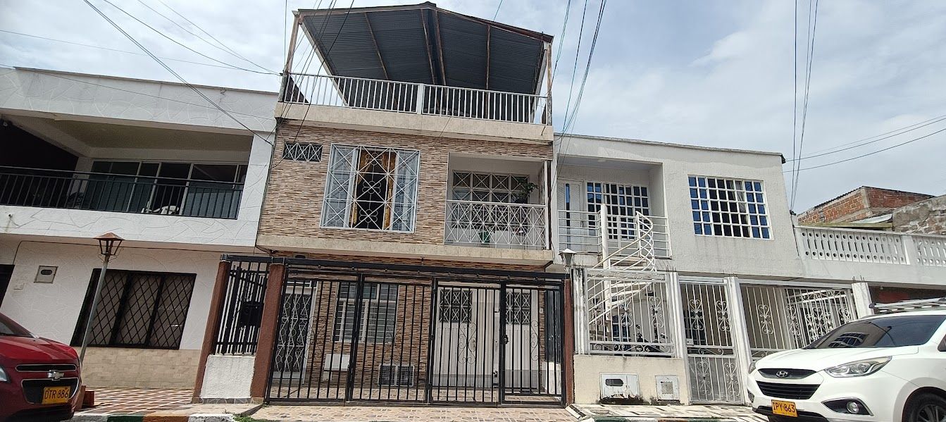 Casa en venta Valle Del Cauca Cali La Independencia 298 m2 Habitaciones 6 Baños 6 Garajes 1 Precio $470000000