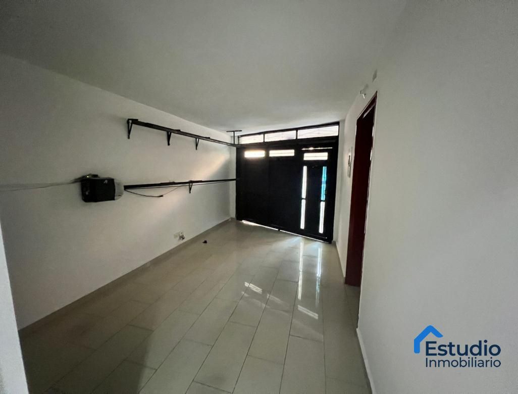 Casa en arriendo Antioquia Medellín La Floresta 102 m2 Habitaciones 3 Baños 3 Garajes 1 Precio $2800000