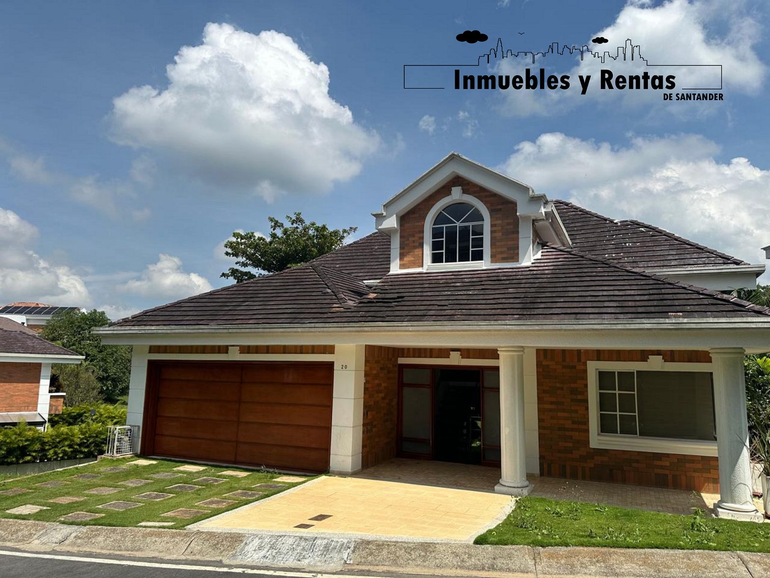 Casa en venta Santander Piedecuesta Ruitoque 200 m2 Habitaciones 2 Baños 3 Garajes 2 Precio $1780000000