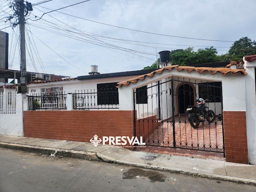 Casa en venta Santander Girón El Poblado 144 m2 Habitaciones 3 Baños 3 Garajes 1 Precio $350000000