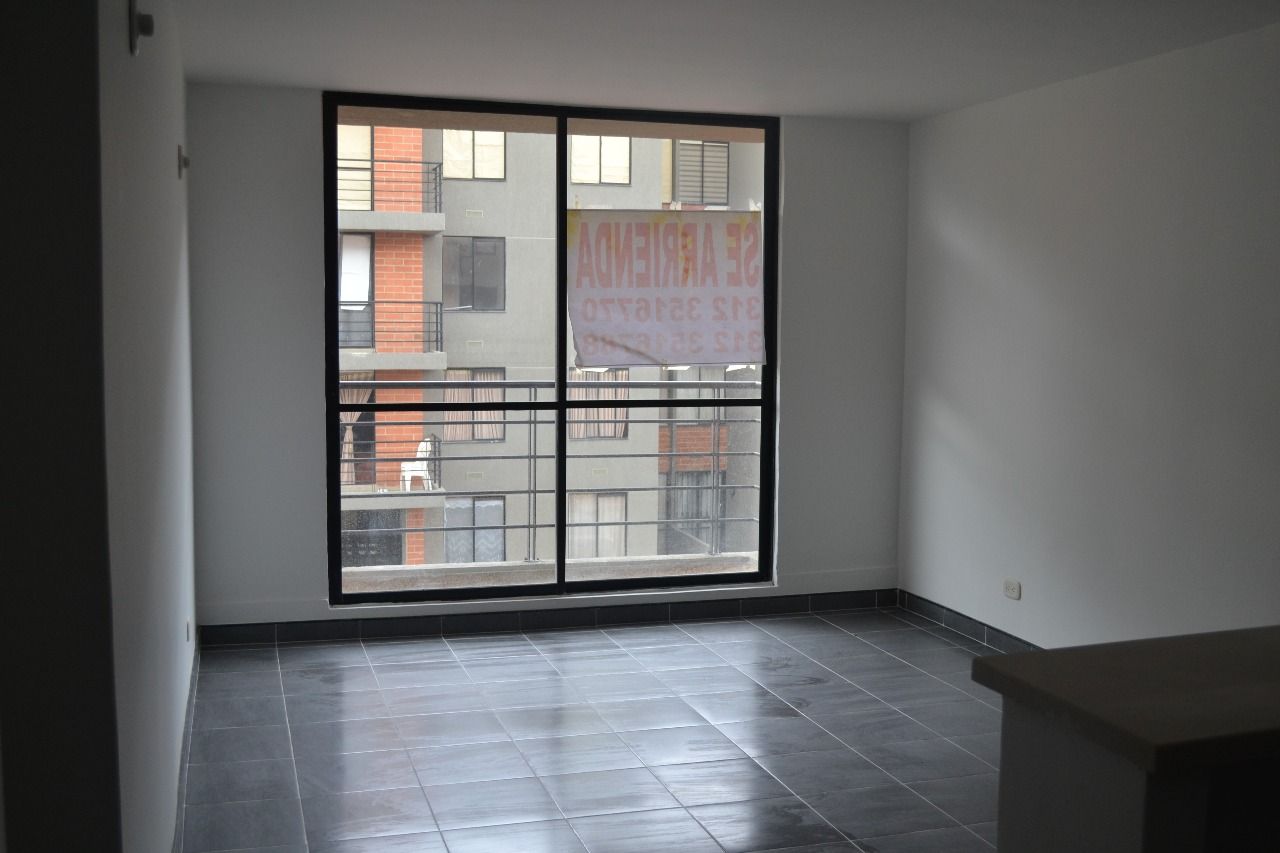 Apartamento en venta Cundinamarca Madrid Cr Altos De Madrid 64 m2 Habitaciones 3 Baños 2 Garajes 1 Precio $200000000