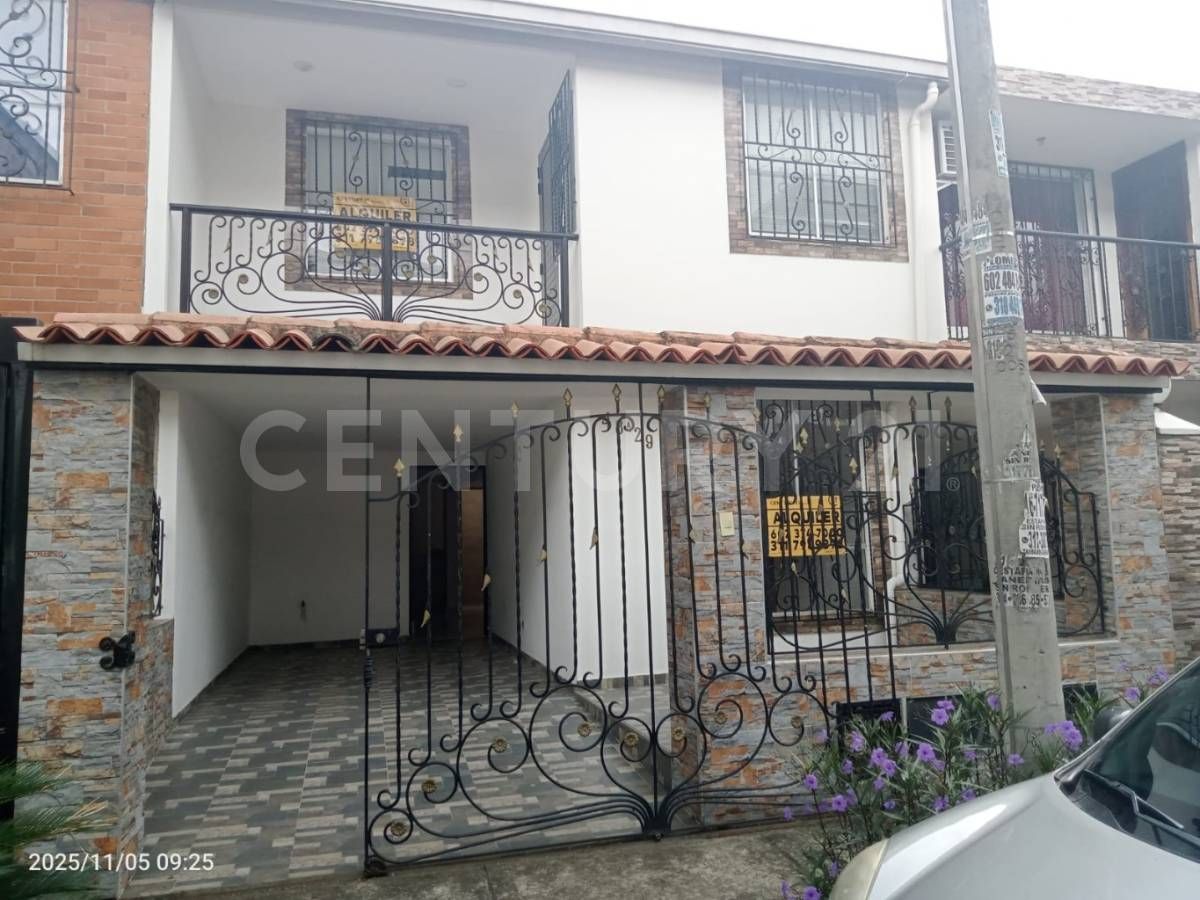 Casa en arriendo Valle Del Cauca Cali Ciudad Real 120 m2 Habitaciones 4 Baños 2 Garajes 1 Precio $2600000
