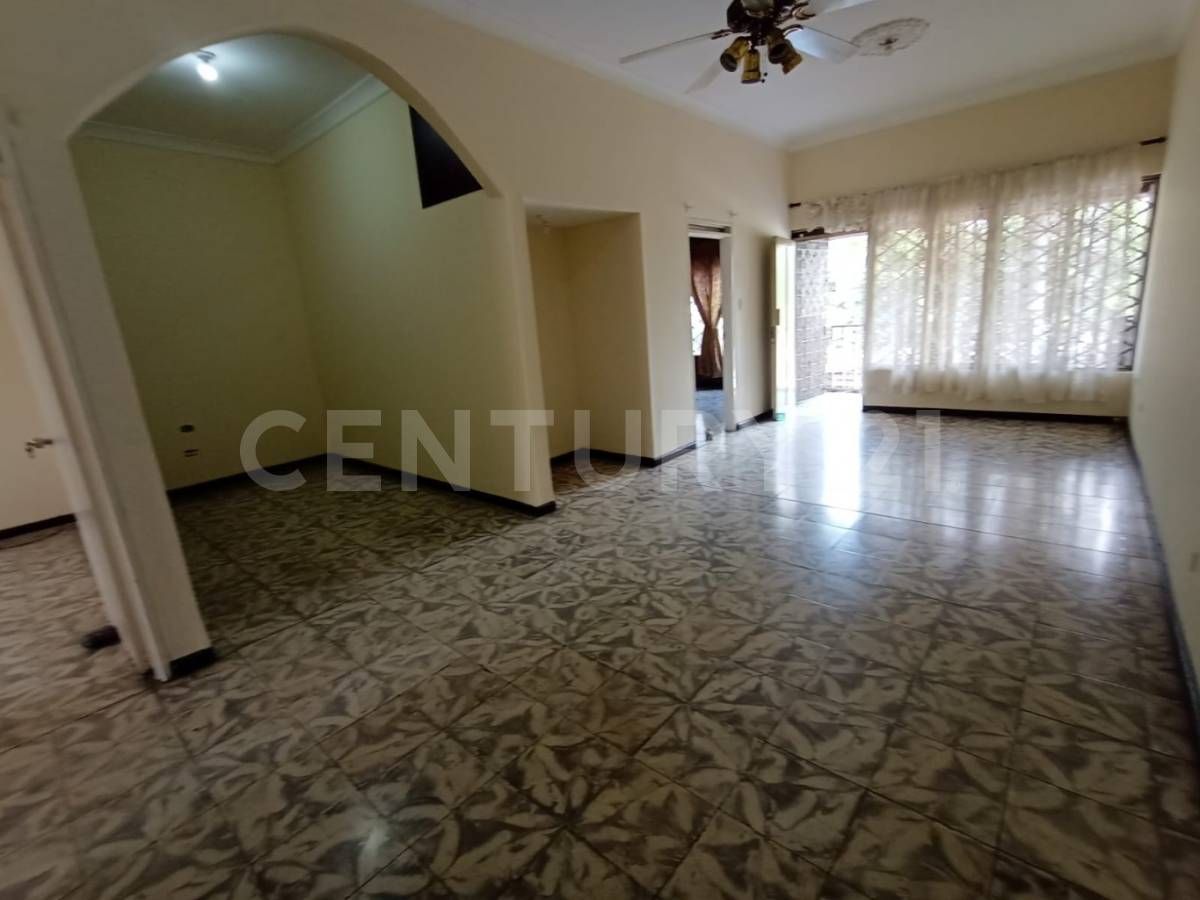 Apartamento en arriendo Valle Del Cauca Cali Villa Del Sur 200 m2 Habitaciones 5 Baños 3 Garajes 0 Precio $1350000