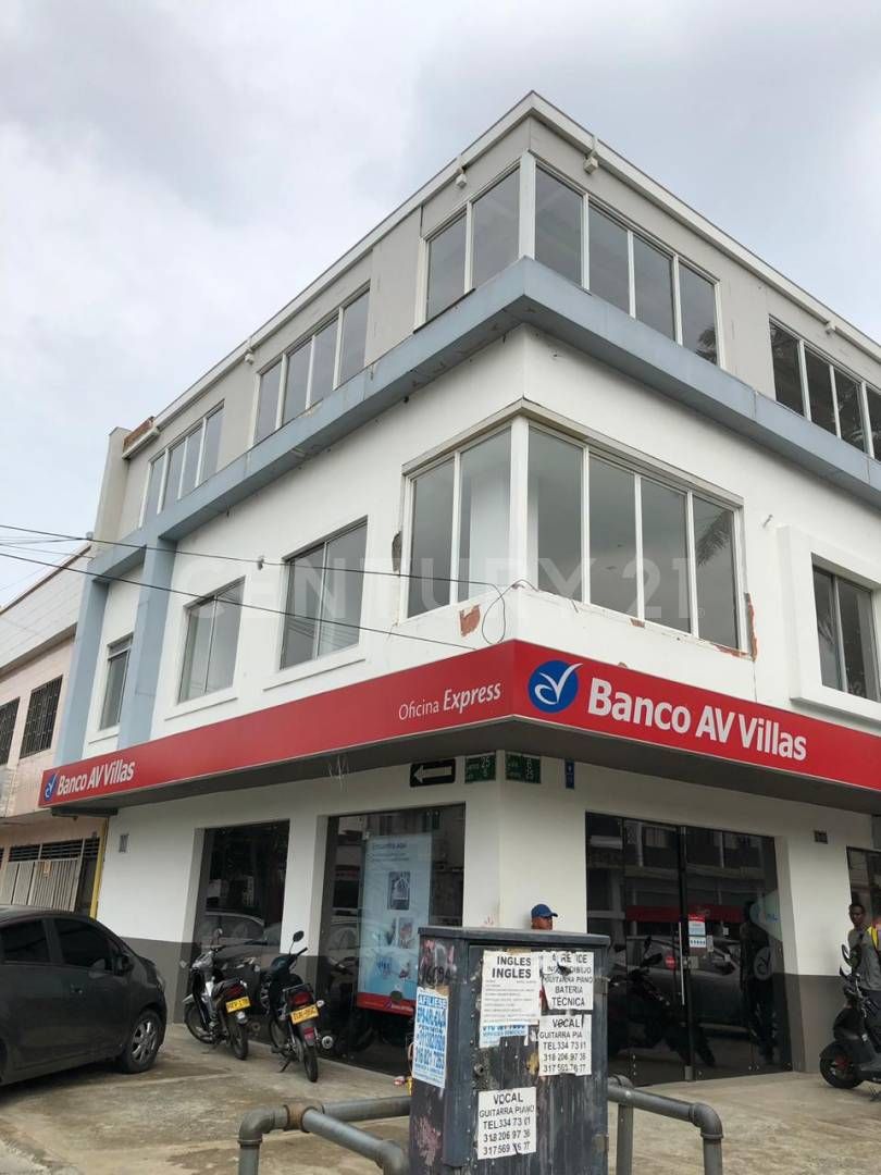 Local en arriendo Valle Del Cauca Cali 3 De Julio 185 m2 Habitaciones 0 Baños 2 Garajes 0 Precio $9000000