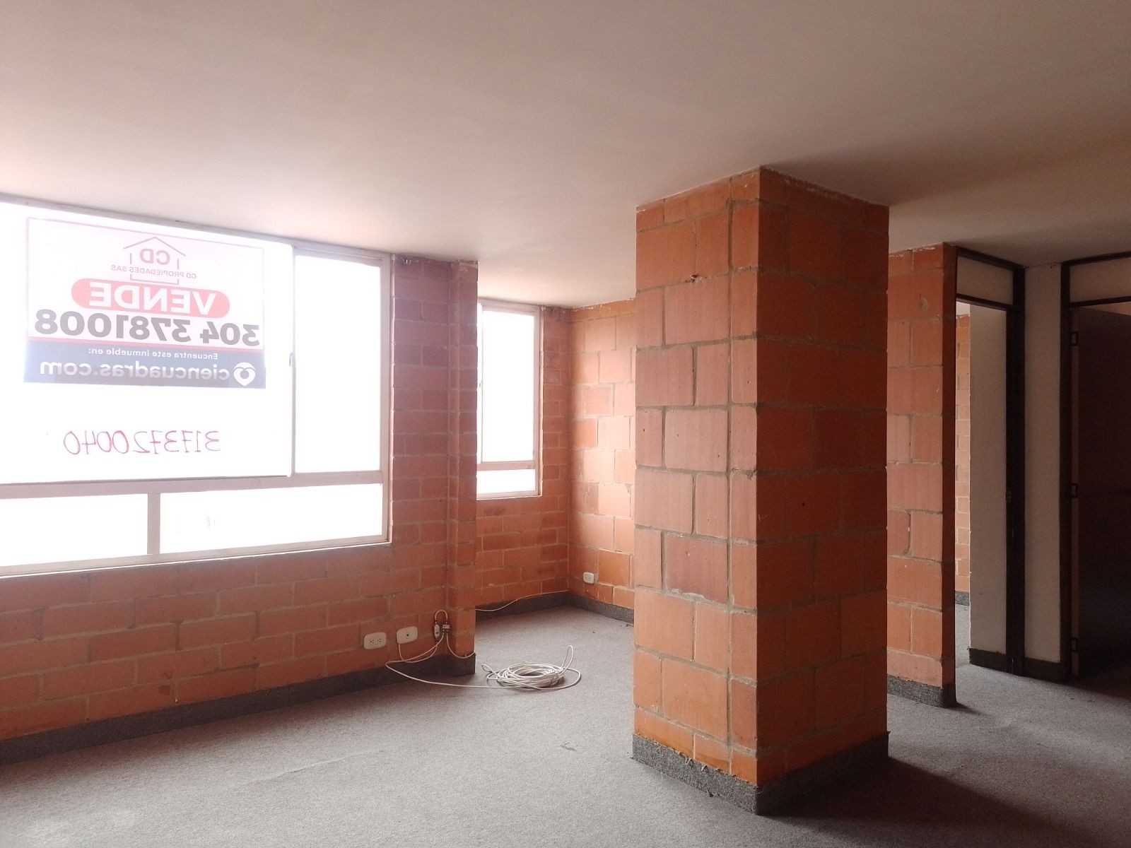 Apartamento en arriendo Cundinamarca Bogotá Barcelona Sur 45 m2 Habitaciones 2 Baños 1 Garajes 6 Precio $700000