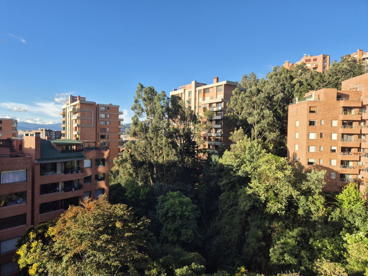Apartamento en arriendo Cundinamarca Bogotá La Acanada 255 m2 Habitaciones 3 Baños 4 Garajes 4 Precio $17300000