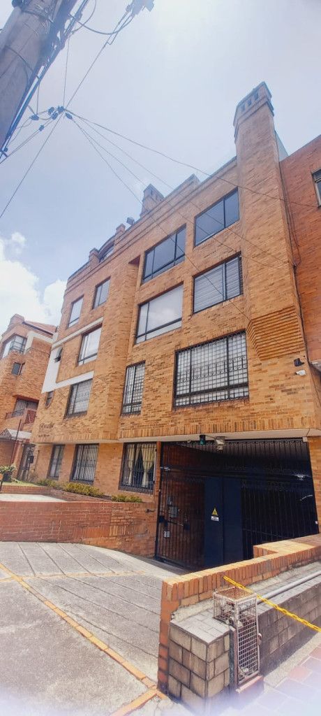 Apartamento en arriendo Cundinamarca Bogotá San Patricio 155 m2 Habitaciones 3 Baños 3 Garajes 2 Precio $4200000