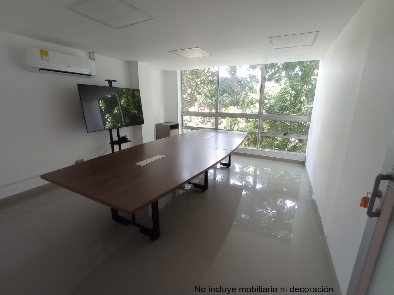 Oficina en arriendo Antioquia Medellín Suramericana 30 m2 Habitaciones 0 Baños 0 Garajes 0 Precio $3400000