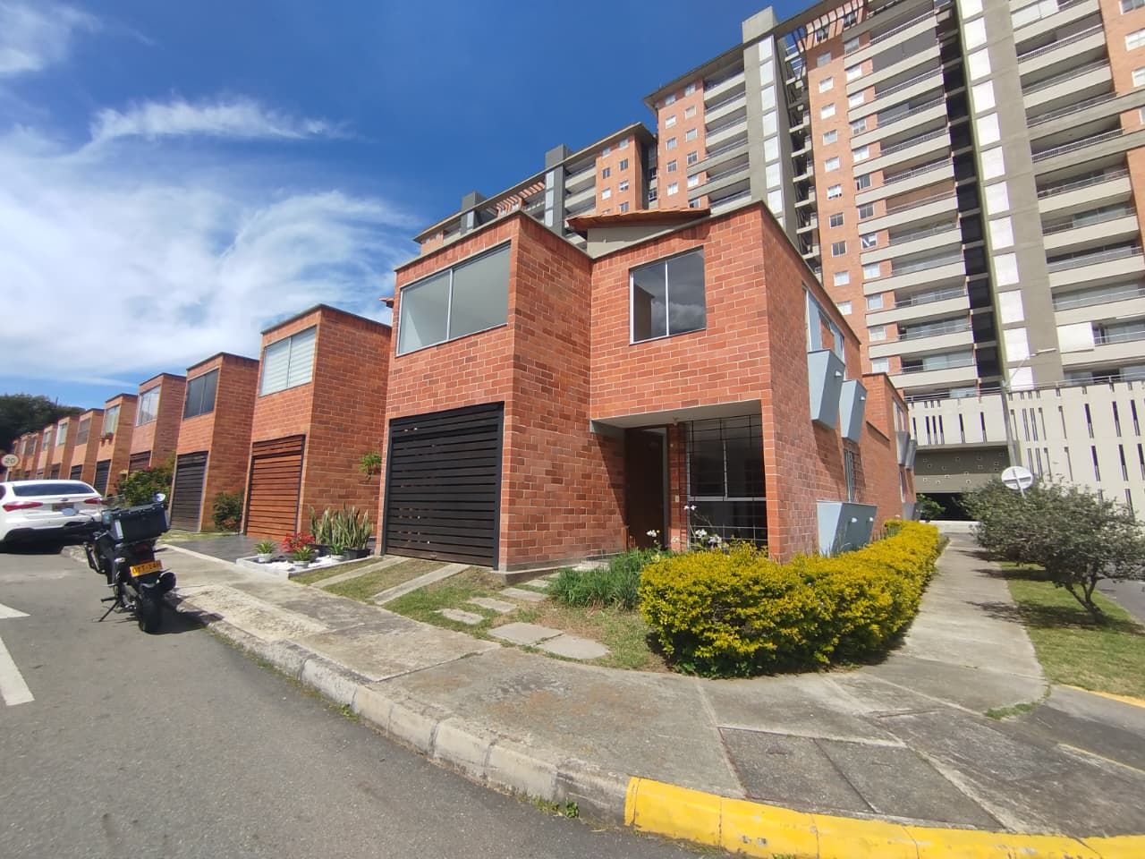 Casa en arriendo Antioquia Rionegro San Antonio 105 m2 Habitaciones 3 Baños 3 Garajes 1 Precio $2900000