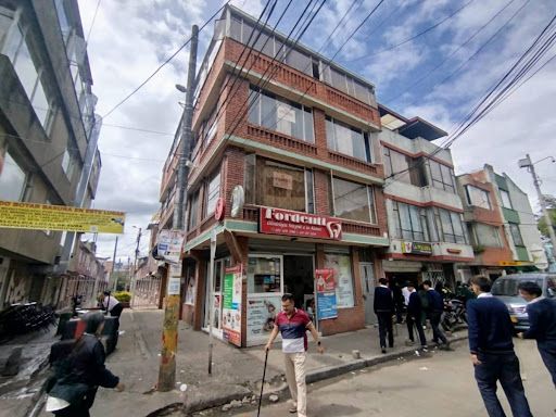 Casa en venta Cundinamarca Bogotá Aures Et Ii 336 m2 Habitaciones 9 Baños 5 Garajes 0 Precio $950000000