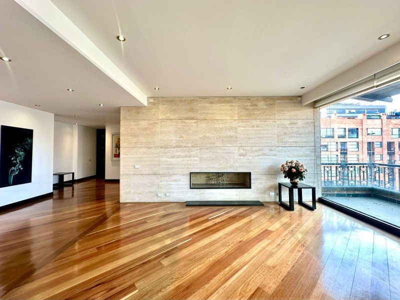 Apartamento en venta Cundinamarca Bogotá Santa Bibiana 337 m2 Habitaciones 5 Baños 6 Garajes 4 Precio $2750000000