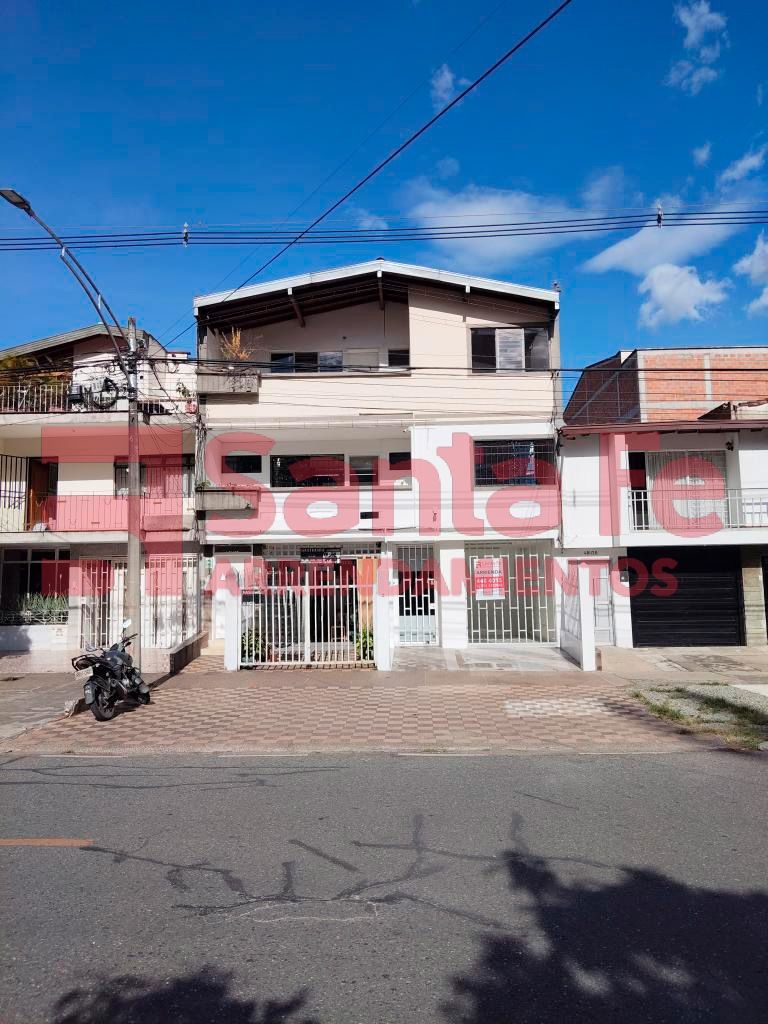 Casa en arriendo Antioquia Medellín Estadio 140 m2 Habitaciones 4 Baños 4 Garajes 0 Precio $5800000