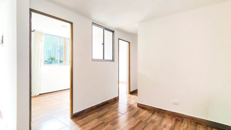 Apartamento en arriendo o venta Antioquia Medellín San Isidro 50 m2 Habitaciones 3 Baños 2 Garajes 0 Precio venta $320000000 Precio arriendo $2304000